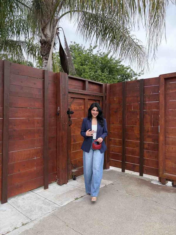 Review Thumbnail Image 0 249166794