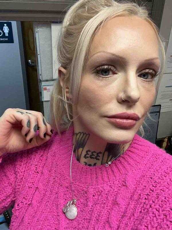 Review Thumbnail Image 0 246859039