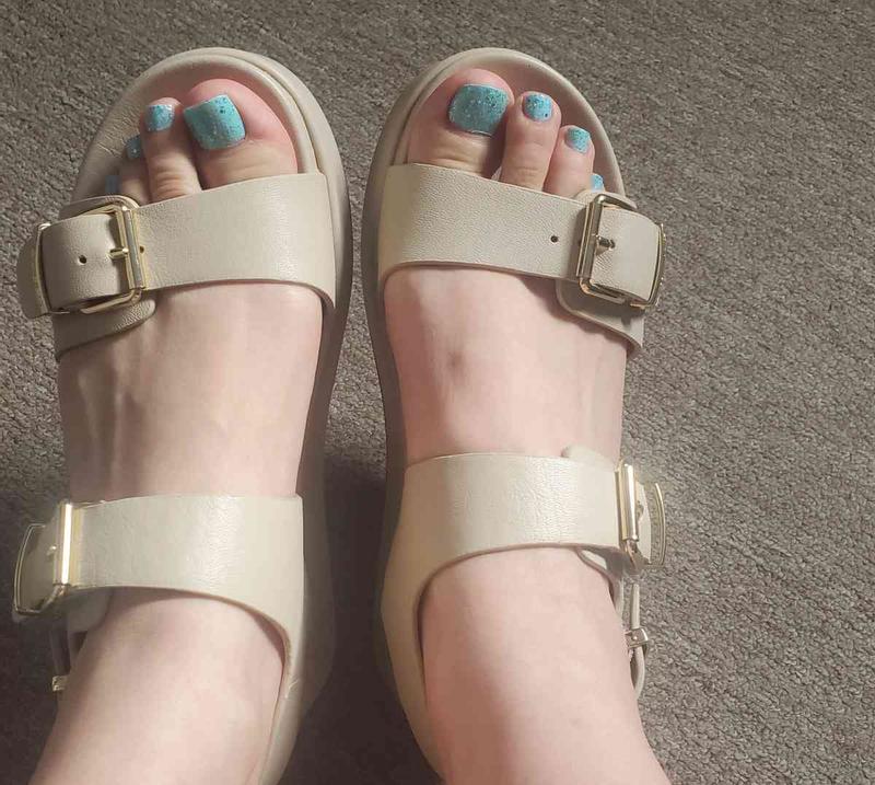 Review Thumbnail Image 0 240721596