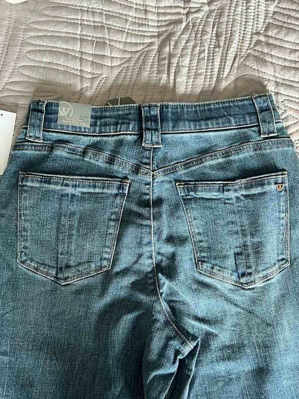 Review Thumbnail Image 5 236368609