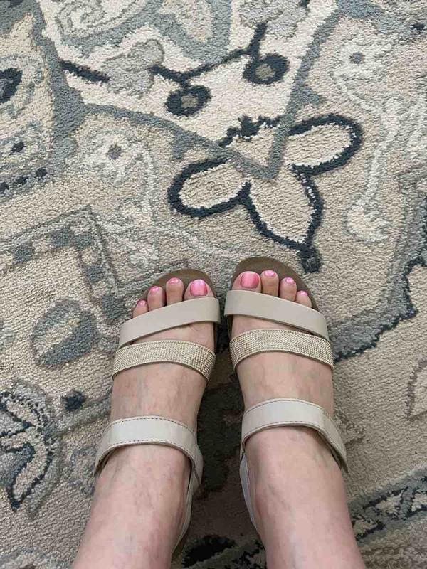 Review Thumbnail Image 0 234574706