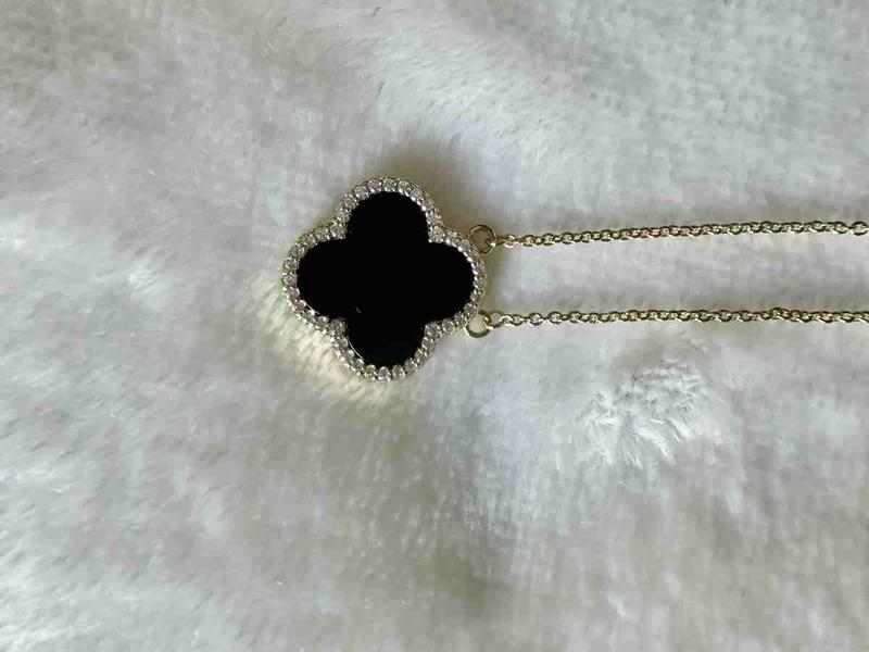 Review Thumbnail Image 3 245643556