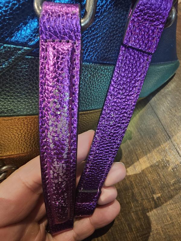 Customer photo for "Paint/color is peeling off"