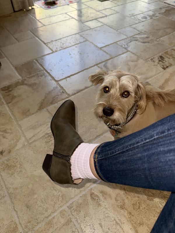 Review Thumbnail Image 2 246228601