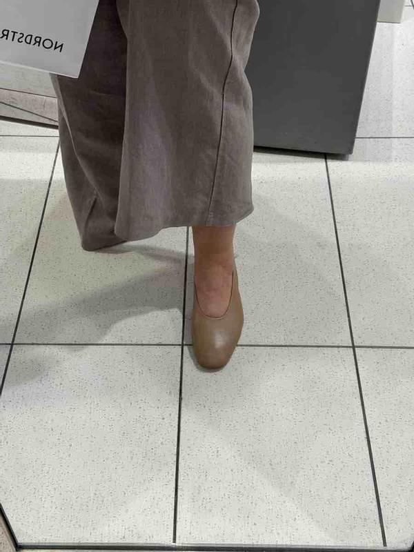 Review Thumbnail Image 0 243348618