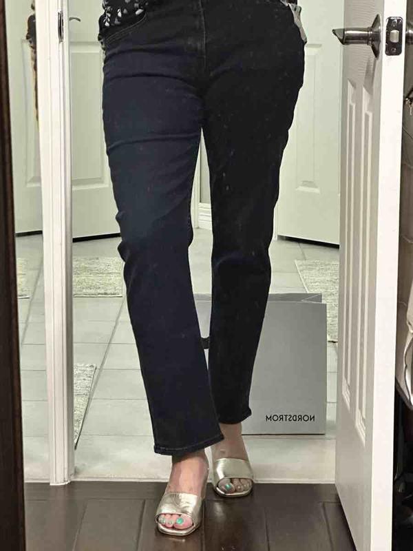Customer photo for "so comfortable and flattering - a must have!"