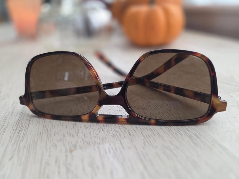 Review Thumbnail Image 0 245682687