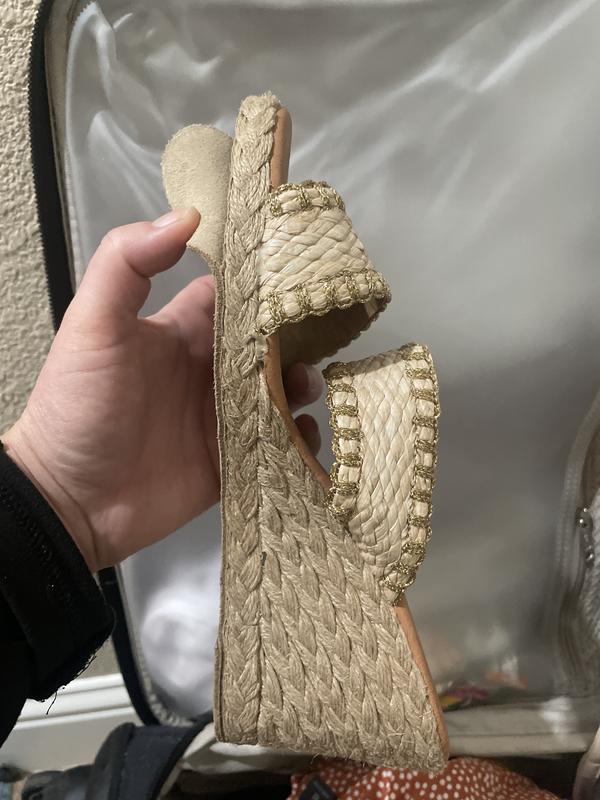 Review Thumbnail Image 0 232033572