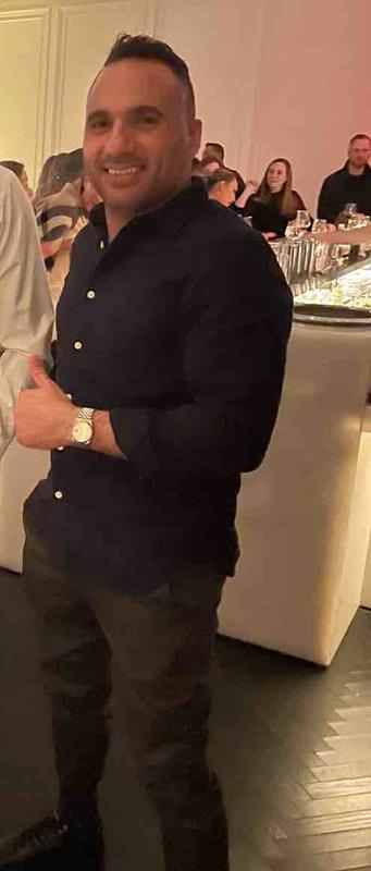 Review Thumbnail Image 1 215544895