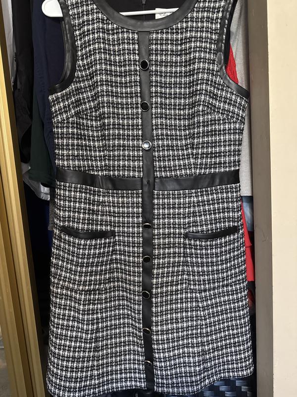 Review Thumbnail Image 0 243839309