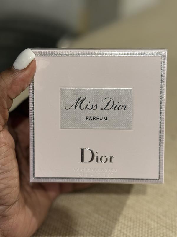 Customer photo for "Miss Dior"