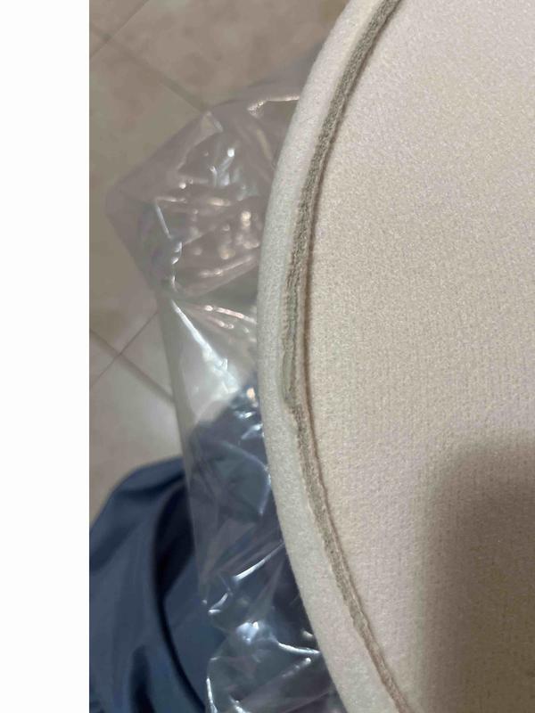 Customer photo for "Flimsy and poor quality"