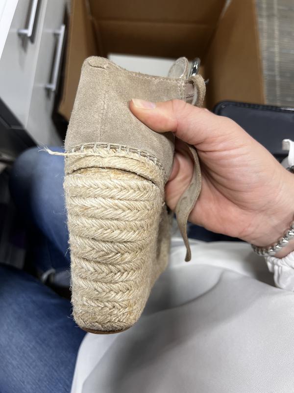 Customer photo for "Don't get ATTACHED"