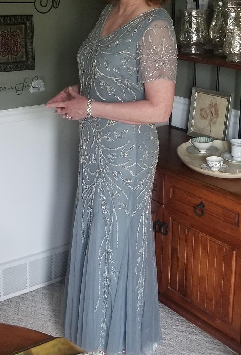 Review Thumbnail Image 0 196445395