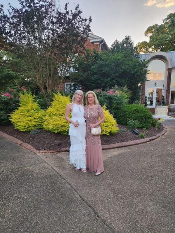 Review Thumbnail Image 0 236732555