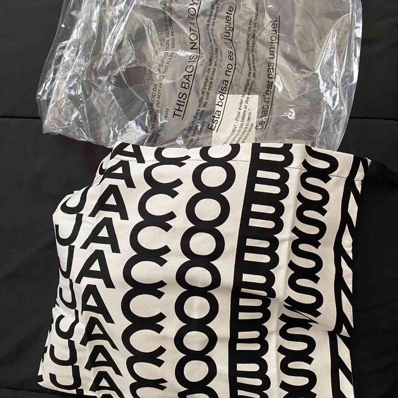 Review Thumbnail Image 1 243496440