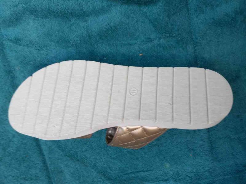 Review Thumbnail Image 2 217580838