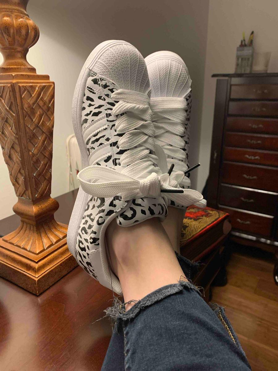 great show! agree with others runs big.