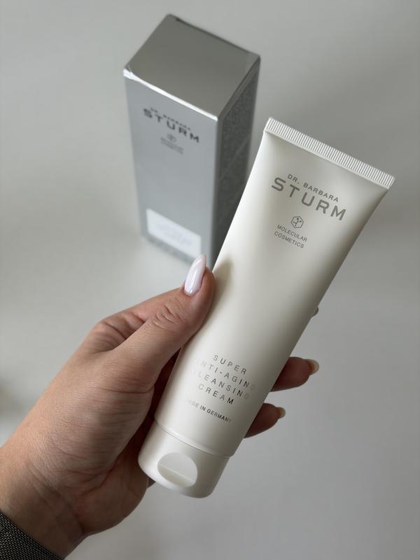 Customer photo for "It’s simple, effective, and feels really luxurious"