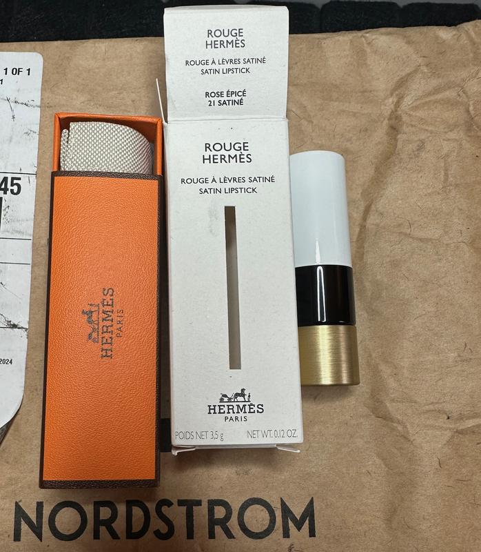 Customer photo for "Great lipstick but buy in store"