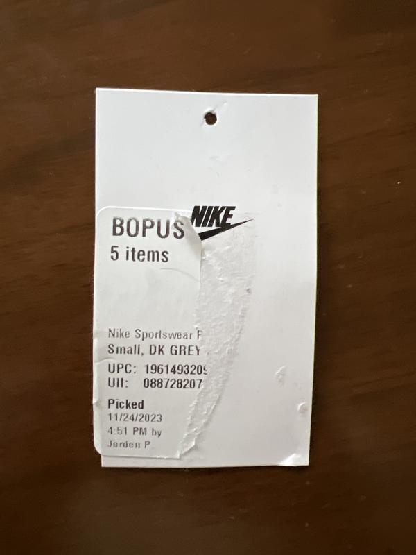 Customer photo for "Nordstrom Sucks"