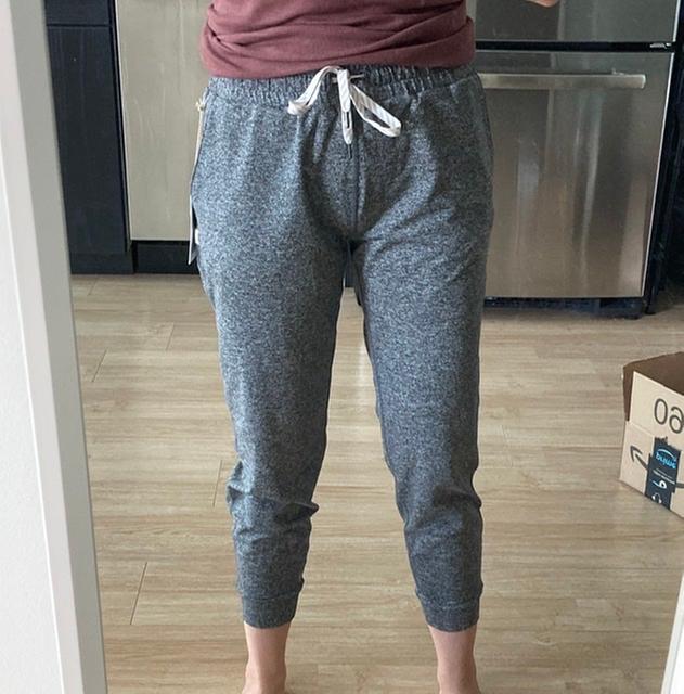 Review Thumbnail Image 0 196793366