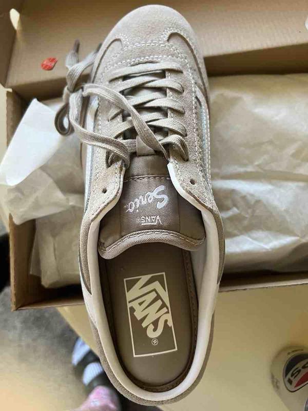 Review Thumbnail Image 0 249093664