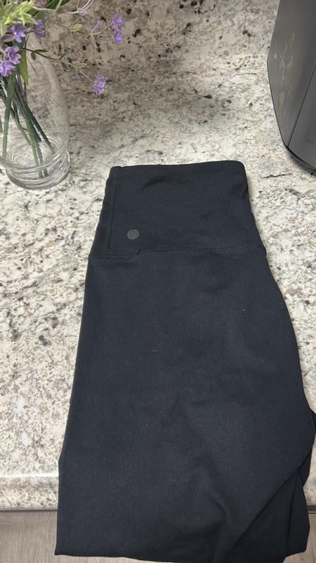 Customer photo for "Great leggings for running errands"