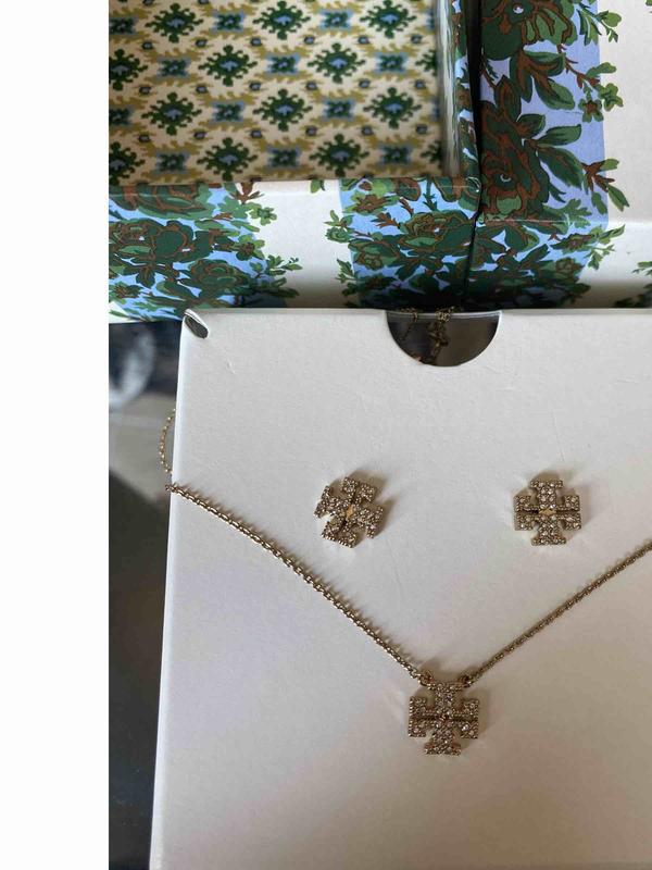 Review Thumbnail Image 0 228250898