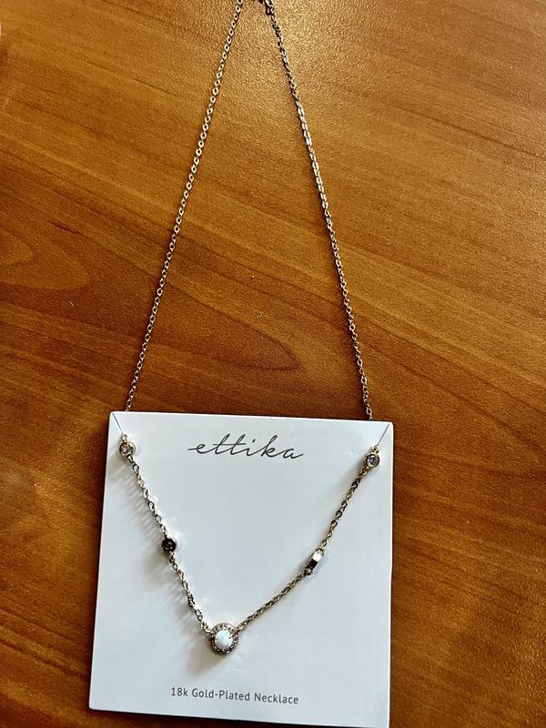 Customer photo for "Tiny pretty necklace"
