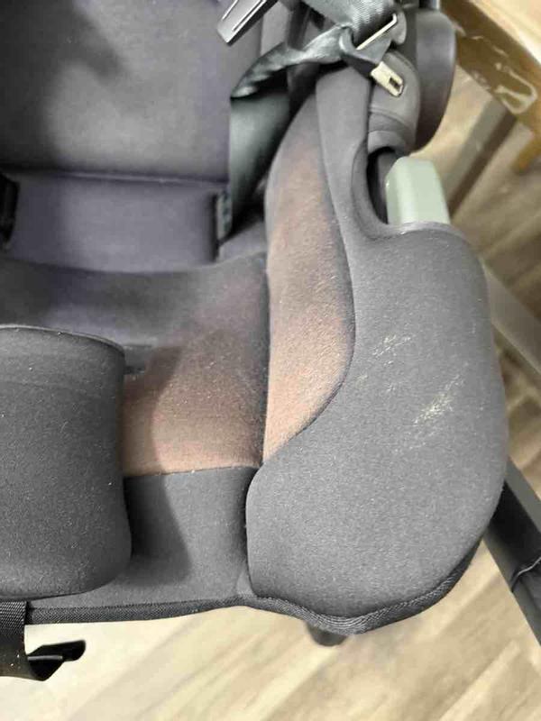 Customer photo for "NOT worth the price"