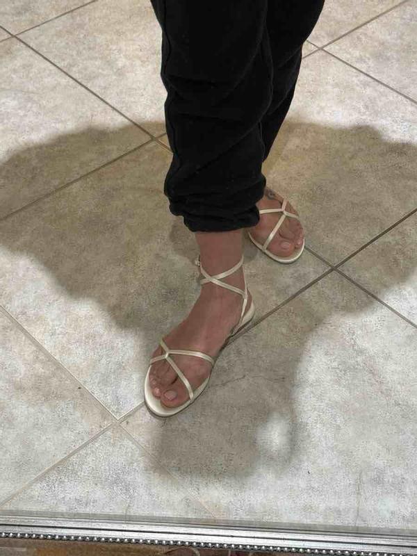 Review Thumbnail Image 0 239893705