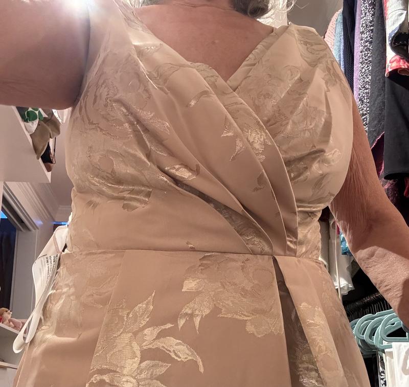 Review Thumbnail Image 0 235087373