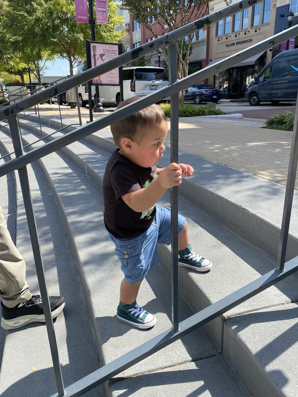 Review Thumbnail Image 0 228810854