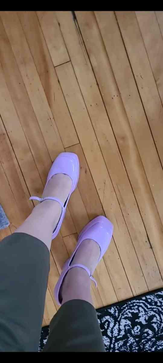 Review Thumbnail Image 0 209801779