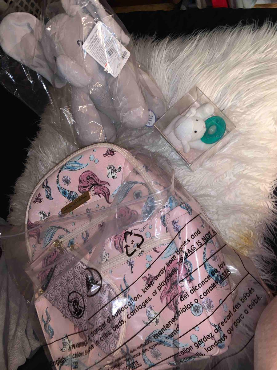 Review Thumbnail Image 0 195924097