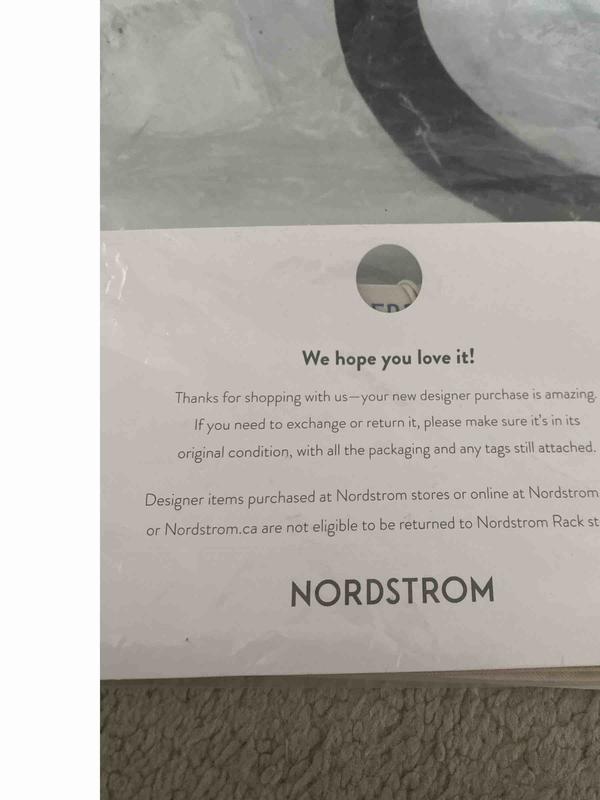 Review Thumbnail Image 2 233810252