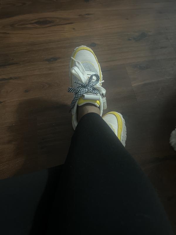 Review Thumbnail Image 0 249275052