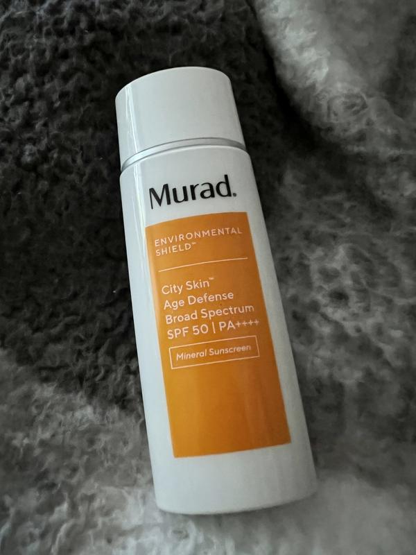 Customer photo for "Great mineral sunscreen!"