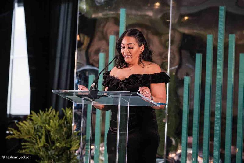 Review Thumbnail Image 0 240833711