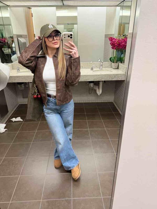 Review Thumbnail Image 0 247784653