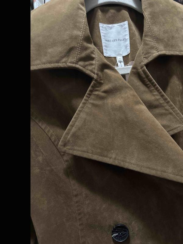 Review Thumbnail Image 0 244678594