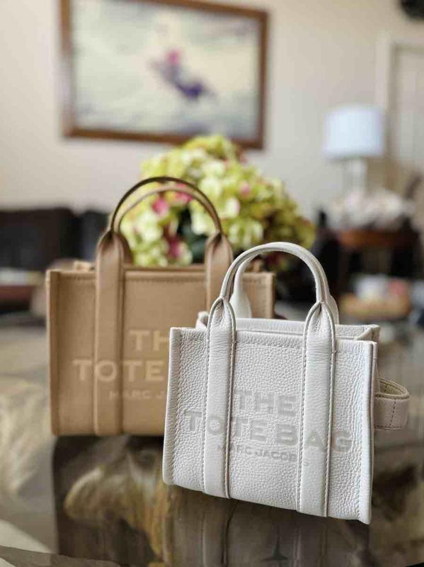 Customer photo for "Mini Tote in Cotton"