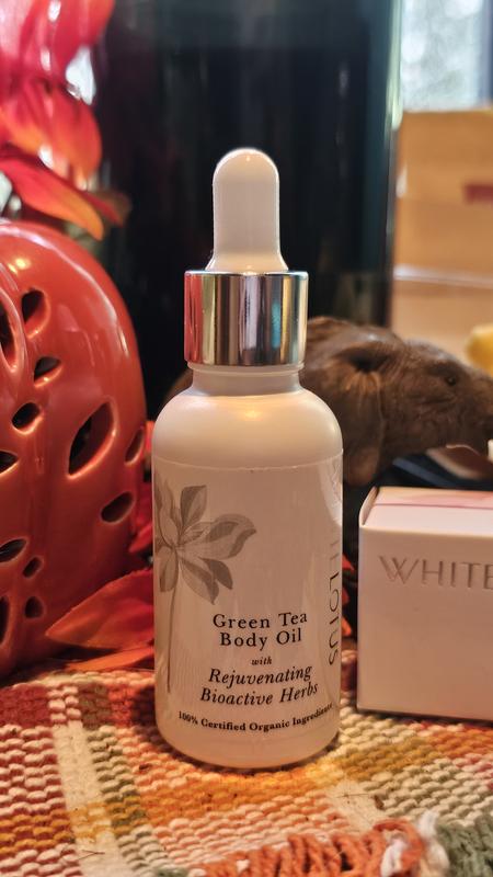 Customer photo for "Hydrating and smooth"