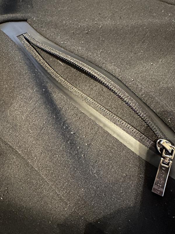 Review Thumbnail Image 0 229773605