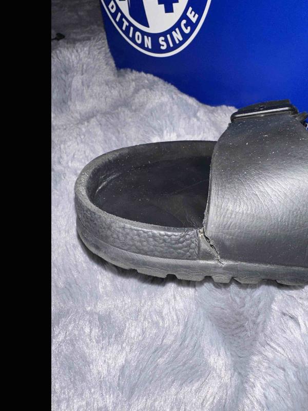 Customer photo for "Received a damaged product"