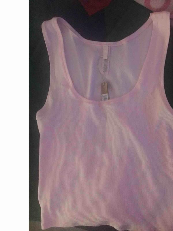 good rib tank, but materialize small