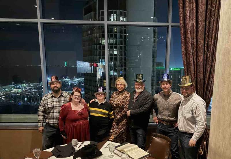 Review Thumbnail Image 0 238660588