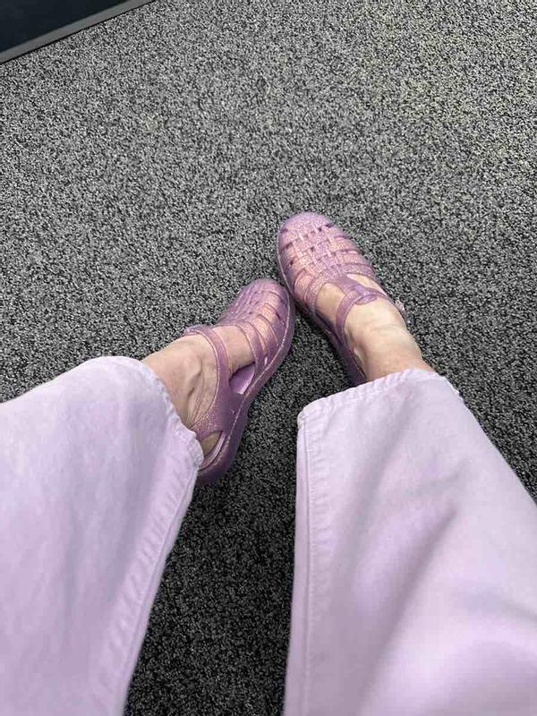 Customer photo for "so comfy -"
