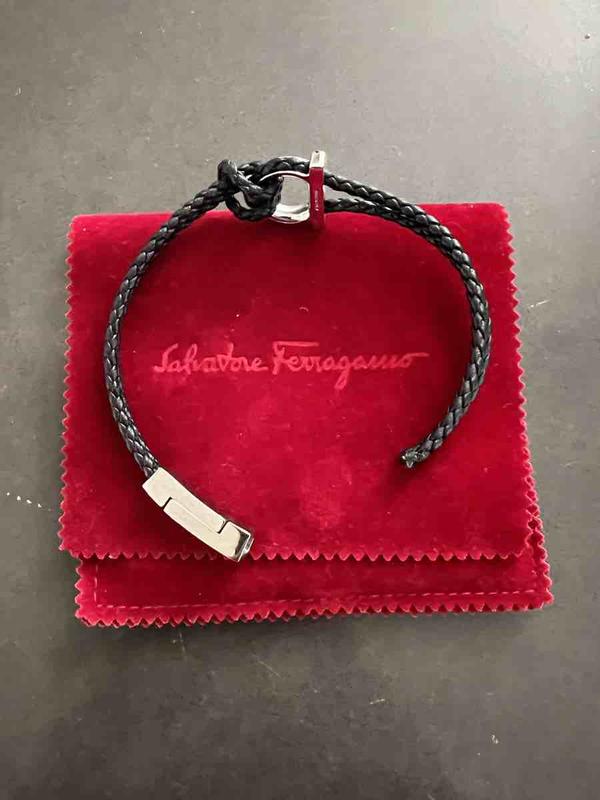 Review Thumbnail Image 0 226732698